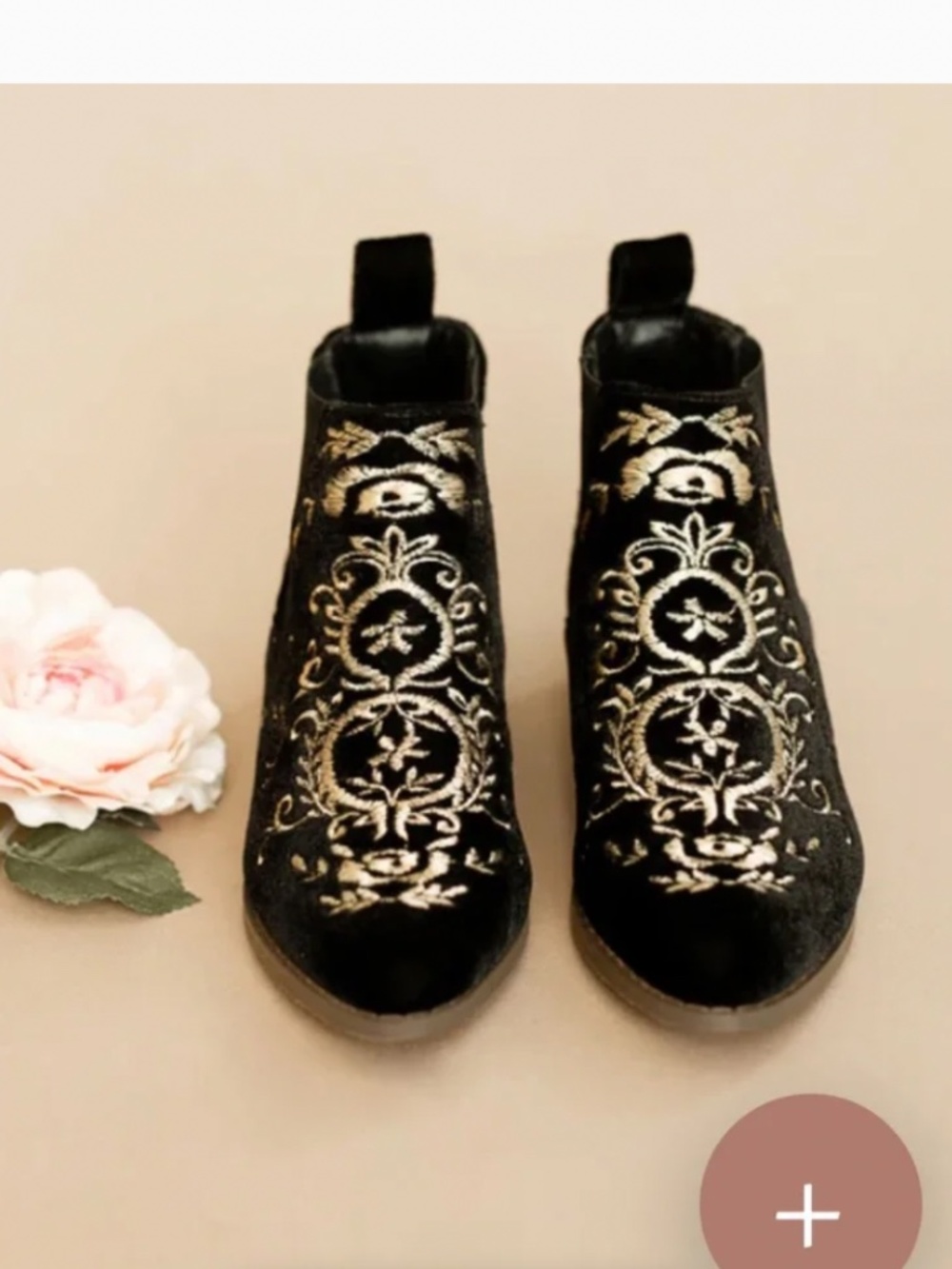 NIB Joyfolie Chelsea Boot Black Embroidery Sz 3Y